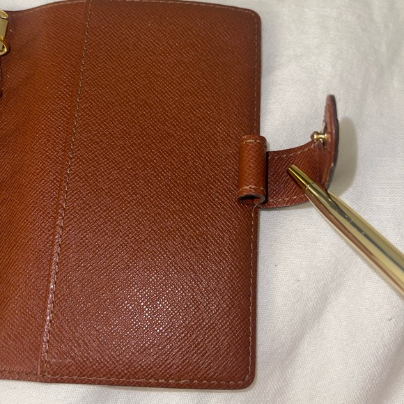 Authentic Louis Vuitton Passport Agenda PM Size ✨ - Picture 5 of 11